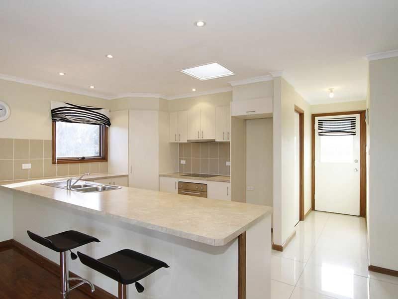 6 Simeon Crescent, MORPHETT VALE SA 5162