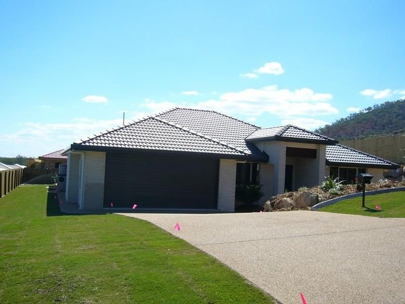 43 Nagle Drive, NORMAN GARDENS QLD 4701