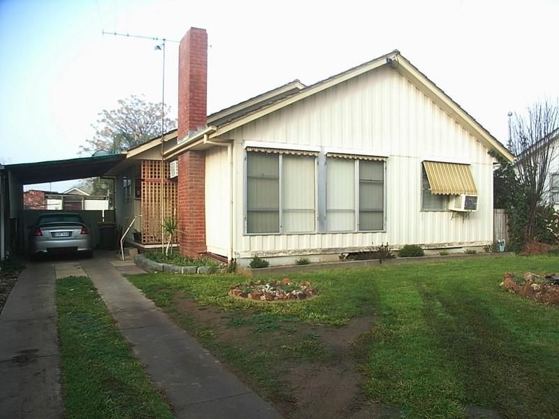 9 Freeman Street, ECHUCA VIC 3564