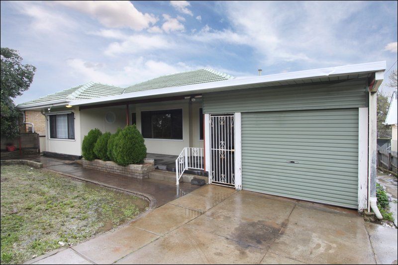 24 The Parade, HOLDEN HILL SA 5088