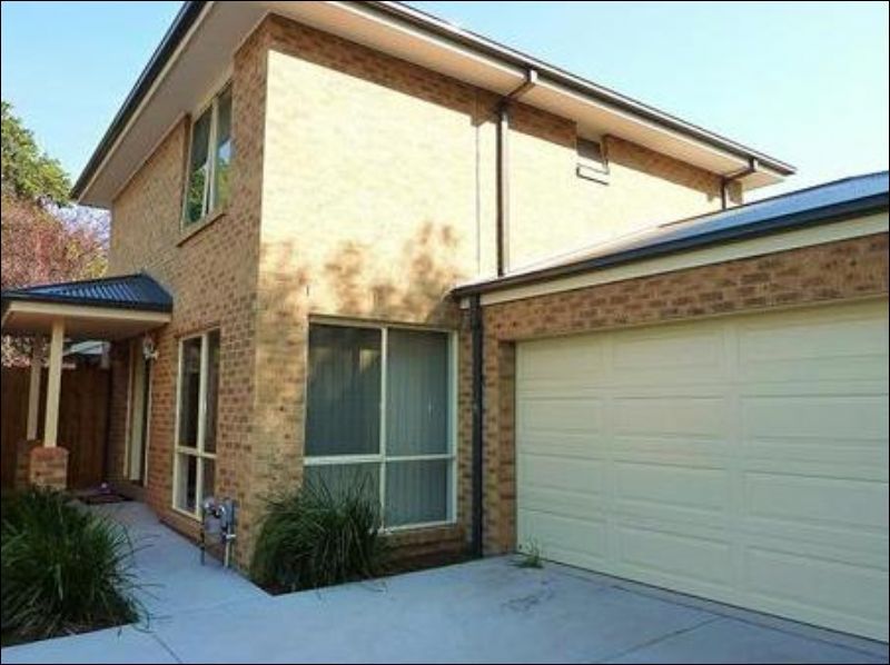 12 Anderson Street, PAKENHAM VIC 3810