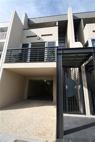 4 Azores Court, MAWSON LAKES SA 5095