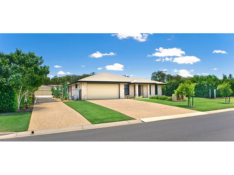 10 Bellbird Drive, PARKHURST QLD 4702