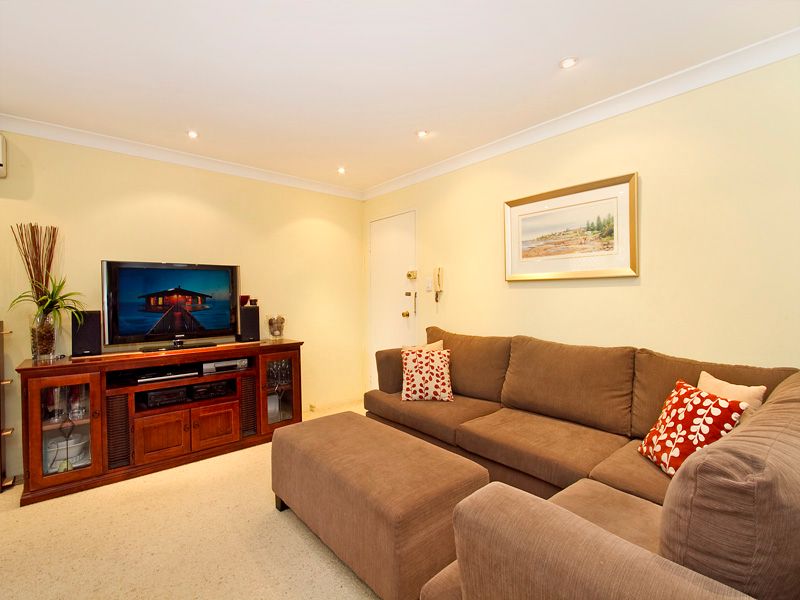 125 Oak Road, KIRRAWEE NSW 2232