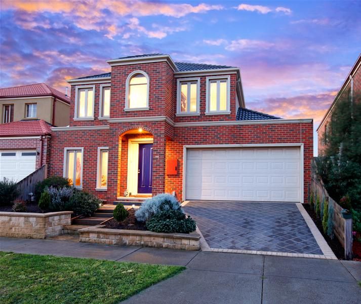 163 The Lakes Boulevard, SOUTH MORANG VIC 3752