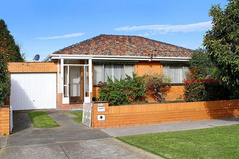 62 Pine Street, RESERVOIR VIC 3073