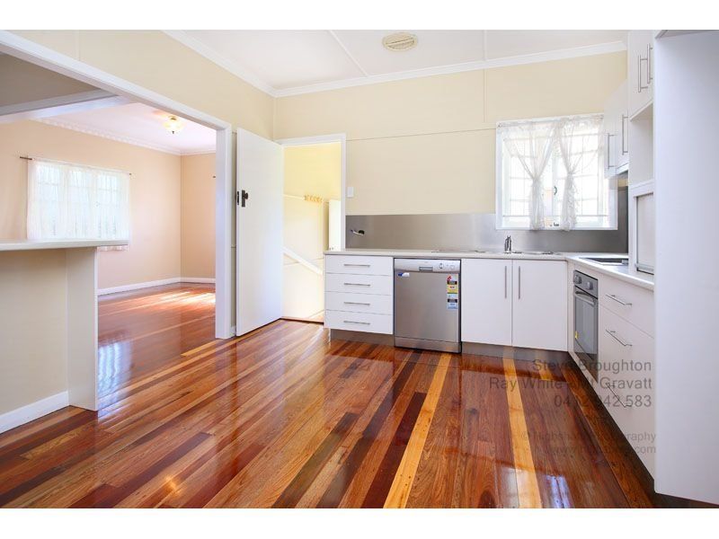 320 Stanley Road, CARINA QLD 4152
