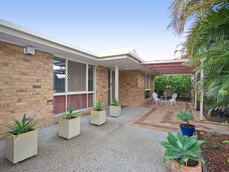 18 Wallaroo Way, DOOLANDELLA QLD 4077