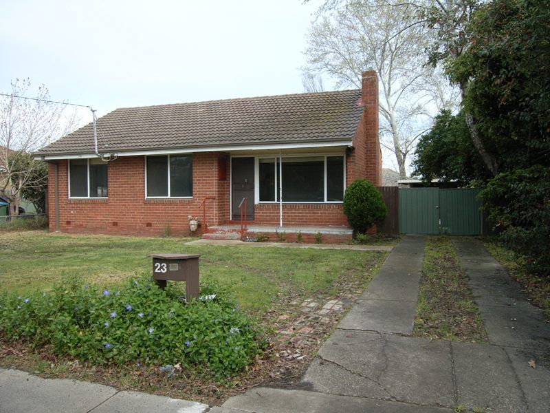 23 Karella Crescent, MORNINGTON VIC 3931