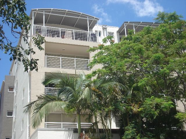 96 Norman Crescent, NORMAN PARK QLD 4170