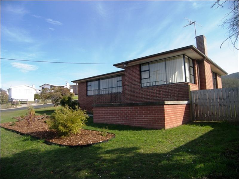 3 Canberra Road, CLAREMONT TAS 7011