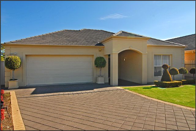 6 Grosvenor Court, ATHELSTONE SA 5076
