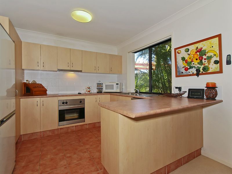 127 Gooding Drive, MERRIMAC QLD 4226