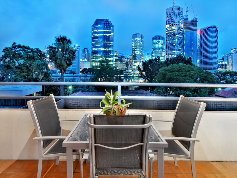 245 Main Street, KANGAROO POINT QLD 4169