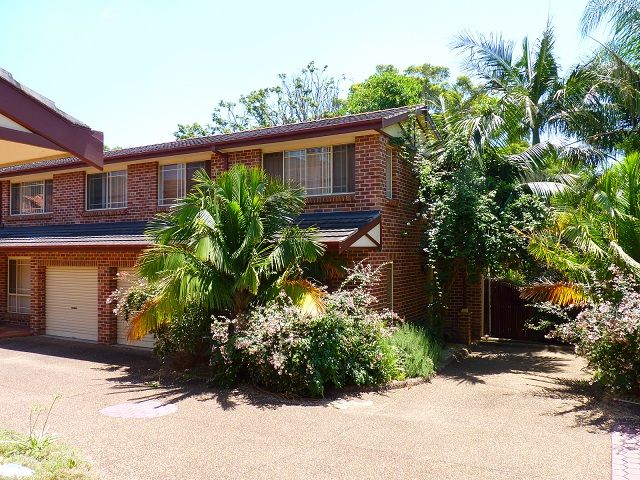 10-12  Gordon Street, WOONONA NSW 2517