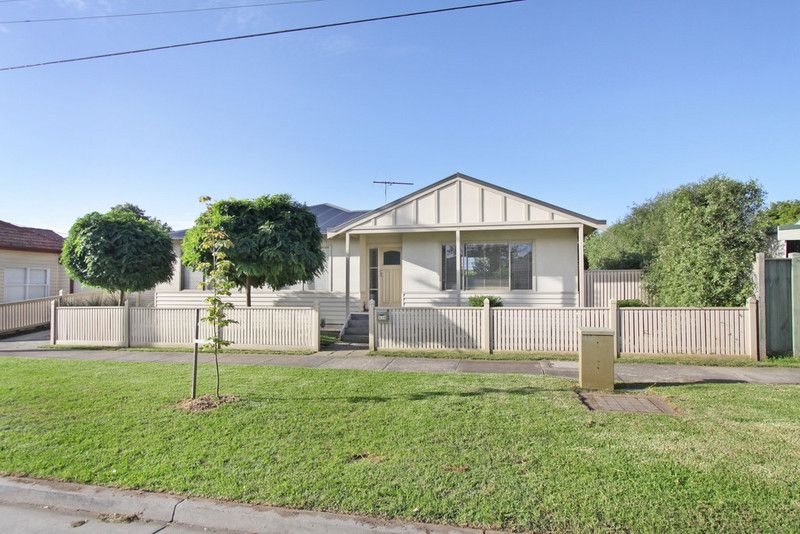 34 Darling Street, HUGHESDALE VIC 3166