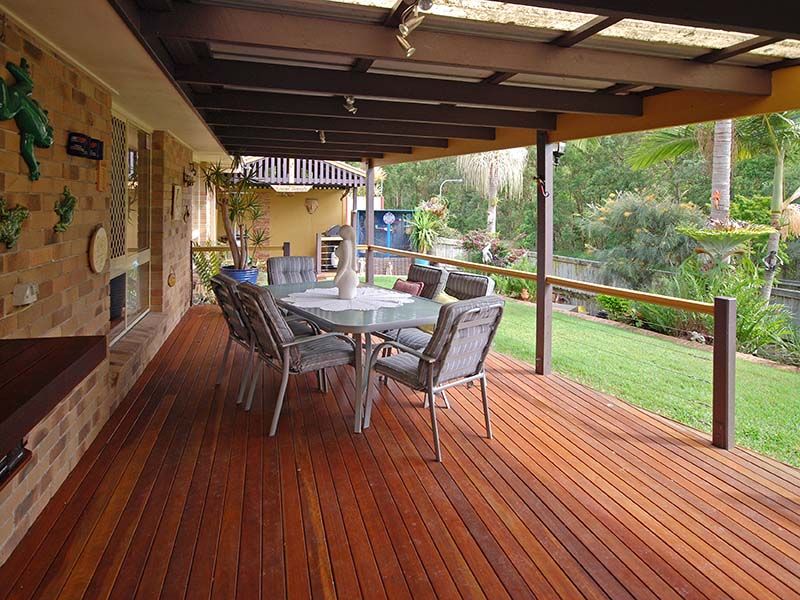 1 Falconglen Place, FERNY GROVE QLD 4055