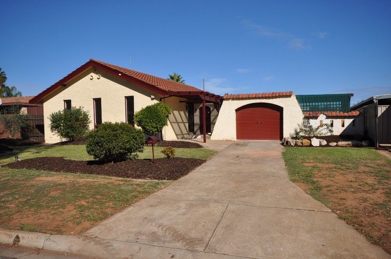6  Bernadette Street, PARALOWIE SA 5108