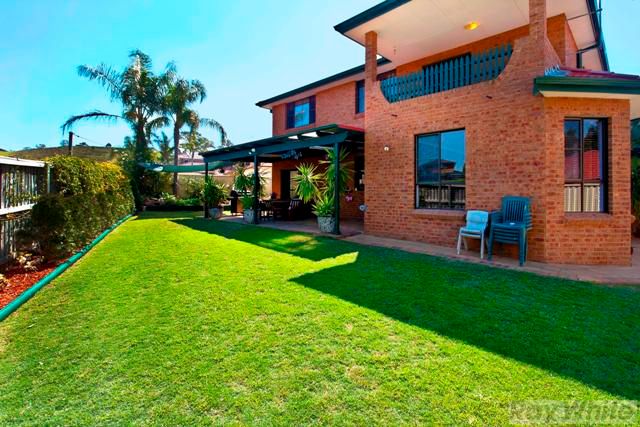 10  Richard Crescent, CECIL HILLS, NSW 2171