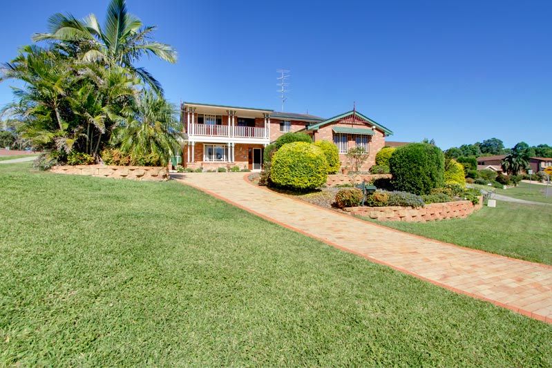 98 Regent Street, BONNELLS BAY, NSW 2264