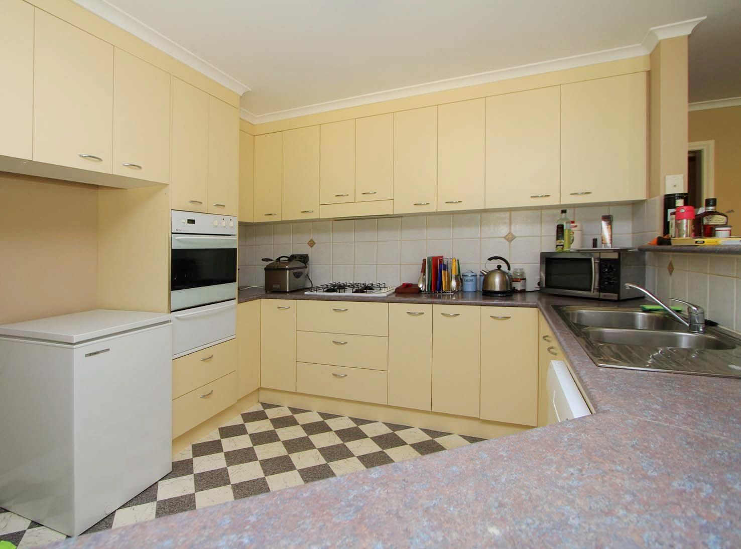 666 Centaur Road, LAVINGTON, NSW 2641