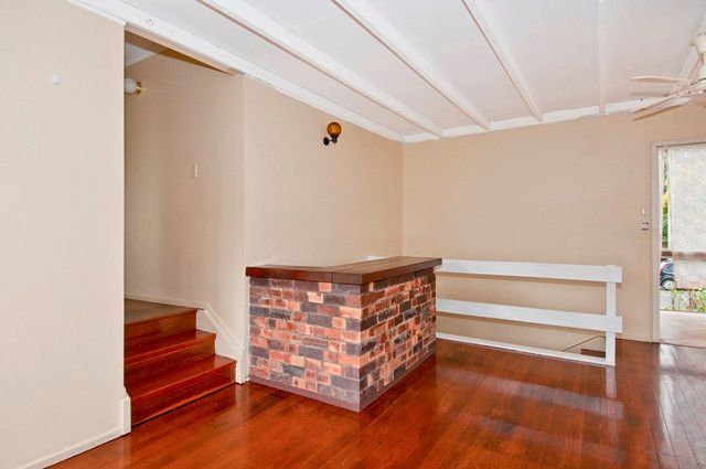 38 Maple Street, KINGSTON, QLD 4114