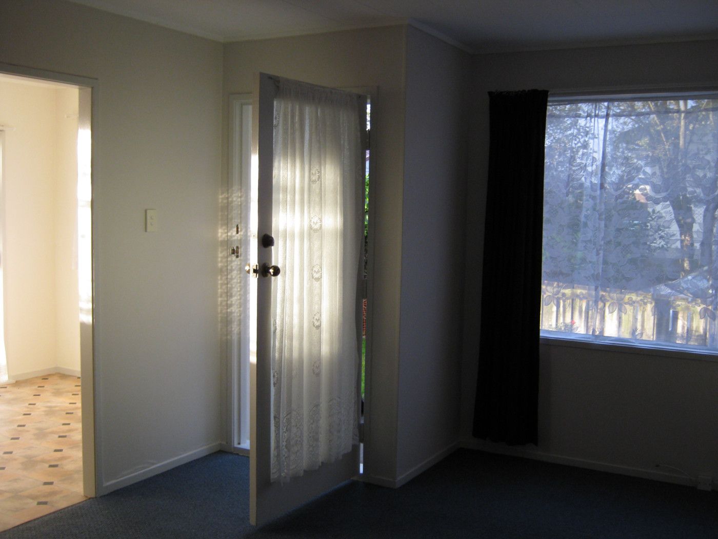 20b Carter Place, CLENDON PARK, Manukau City