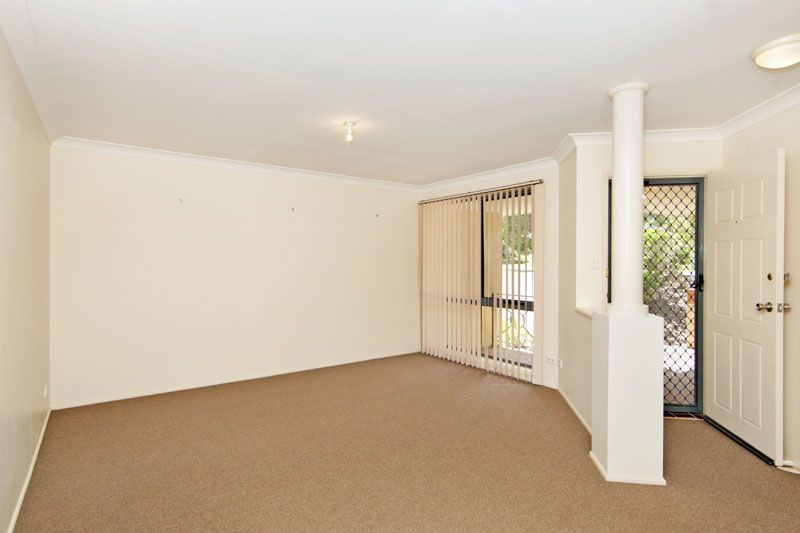 41 Timbara Crescent, BLUE HAVEN, NSW 2262