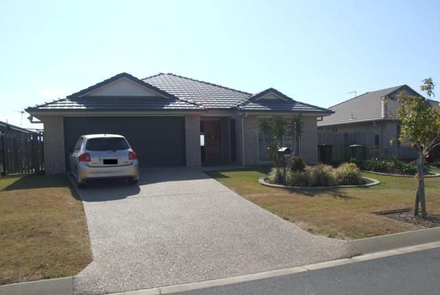 13 Crestview Crescent, BUCASIA QLD 4750