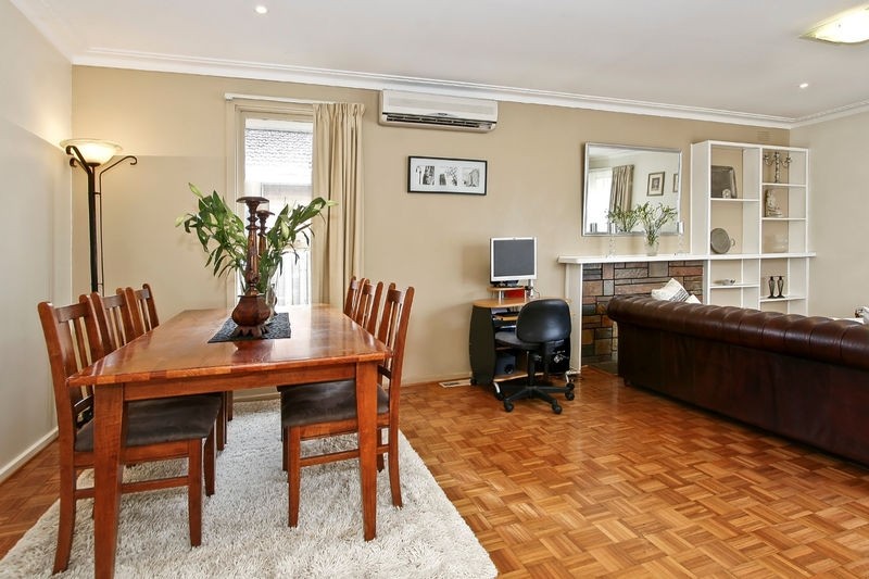 5 Mayfield Drive, MOUNT WAVERLEY, VIC 3149