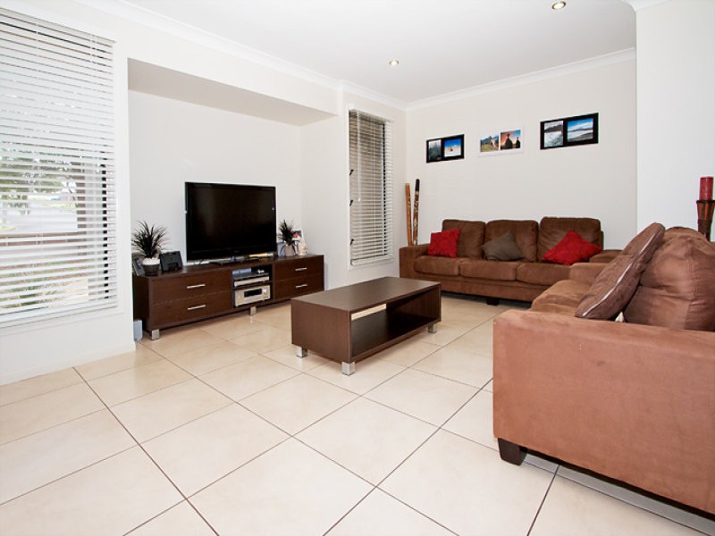 5 Barbara Street, RANGEVILLE, QLD 4350