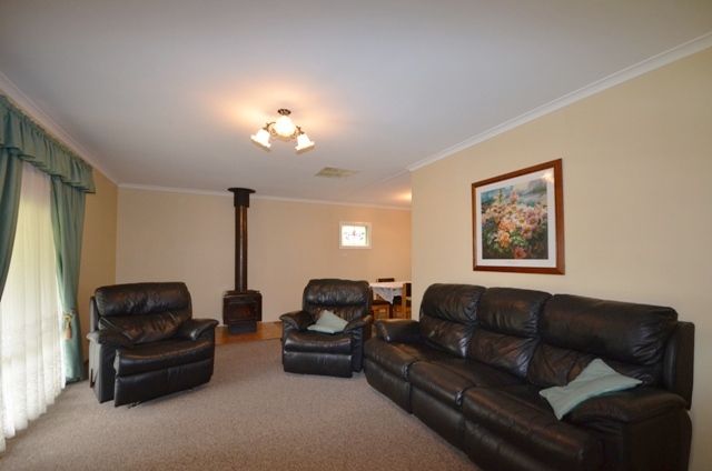 1 The Grove, BURRA, SA 5417