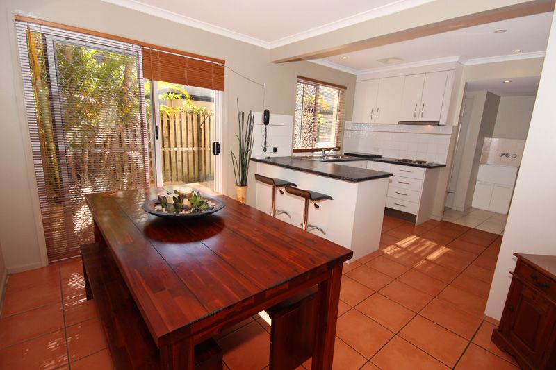 2/21 Maroochy Waters Drive, MAROOCHYDORE, QLD 4558