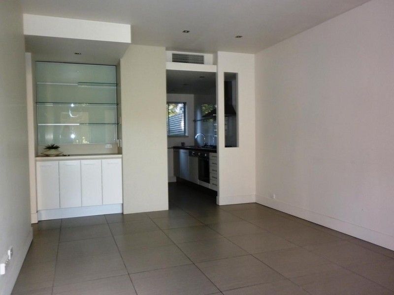 13/2 Emerson Road, BLACK FOREST, SA 5035