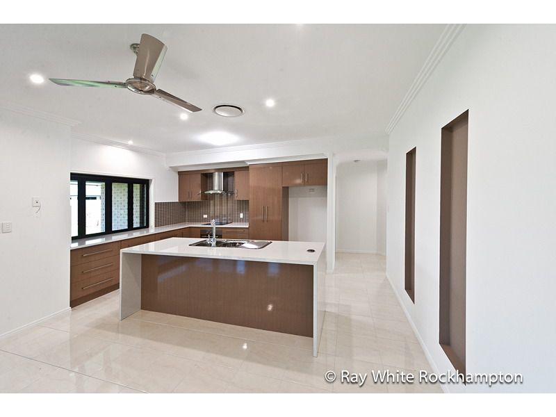 59 River Rose Drive, NORMAN GARDENS, QLD 4701
