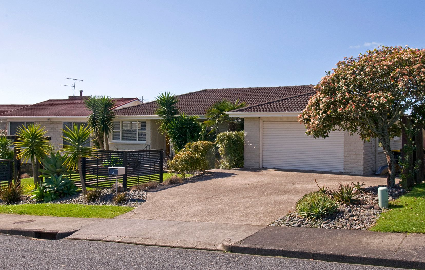 19 Paisley Street, MELLONS BAY, Manukau City