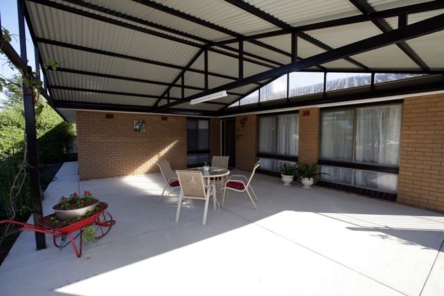 465 Lake Albert Road, LAKE ALBERT, NSW 2650