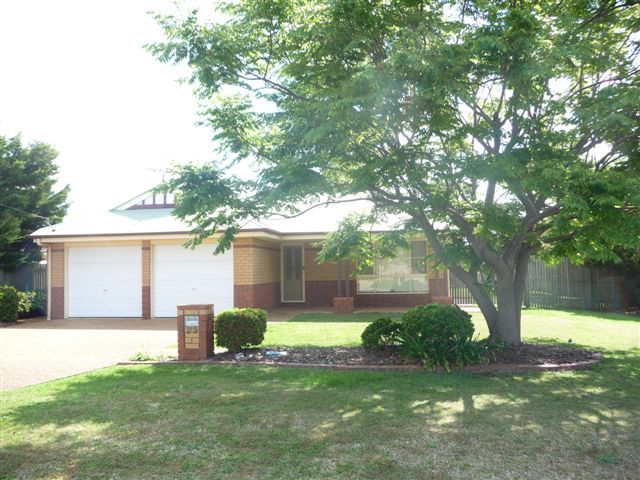 29 Joseph Street, OAKEY, QLD 4401