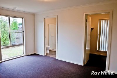 9 Grand Central Boulevard, PAKENHAM, VIC 3810