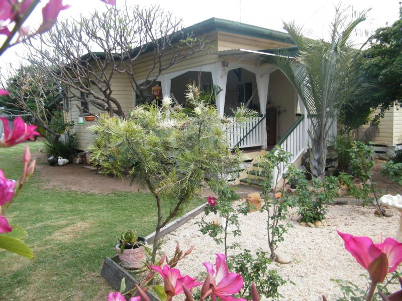 4  Glasson Street, CHINCHILLA QLD 4413