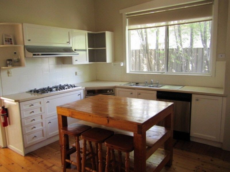8  Kirkham Road, MURRUMBEENA, VIC 3163