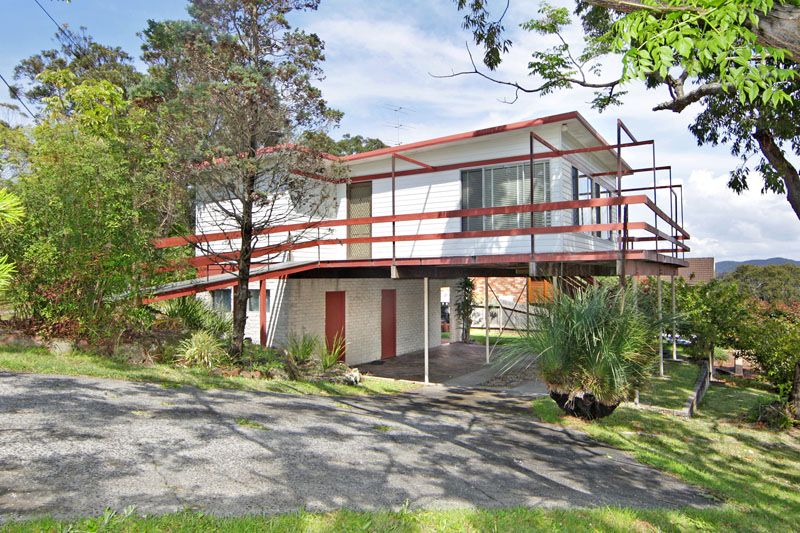 15 Shakespeare Avenue, BATEAU BAY NSW 2261