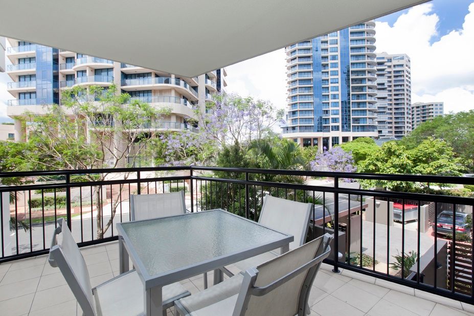 8/15 Goodwin Street, KANGAROO POINT, QLD 4169