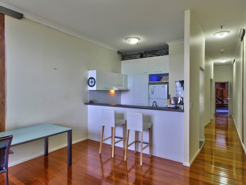 8/241 Arthur Street, TENERIFFE, QLD 4005