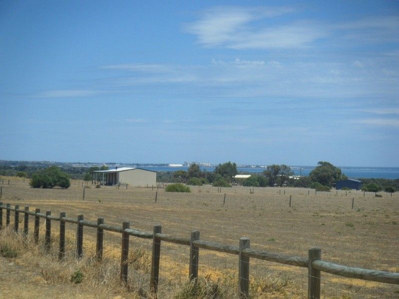 261 Cargeeg Bend, WHITE PEAK, WA 6532