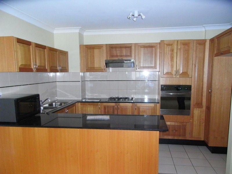 11/2 Bridge Street, HURSTVILLE, NSW 2220