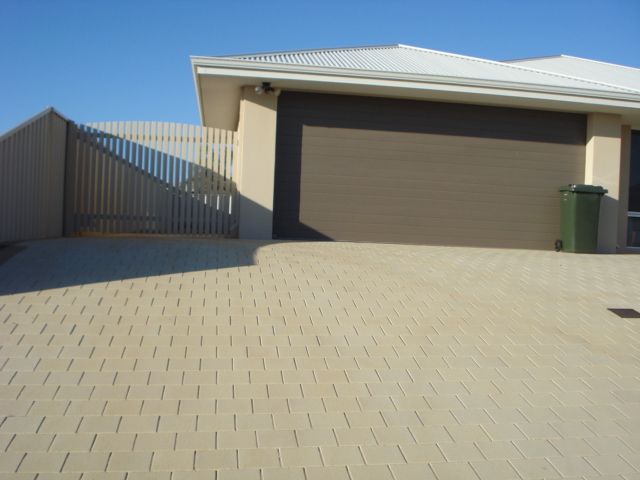 17 Neptune Corner, DRUMMOND COVE, WA 6532