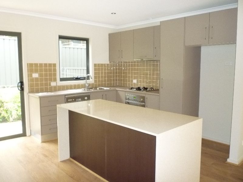 17/37 Laycock Street, CAREY BAY, NSW 2283