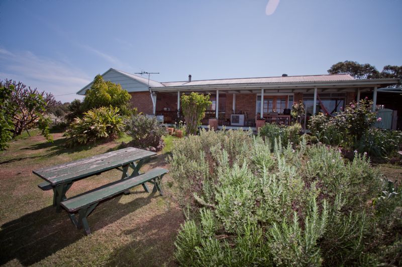 2529 Glendonbrook Road, GRESFORD, NSW 2311
