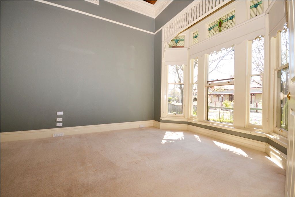 5 Loch Avenue Ballarat Central, BALLARAT CENTRAL, VIC 3350
